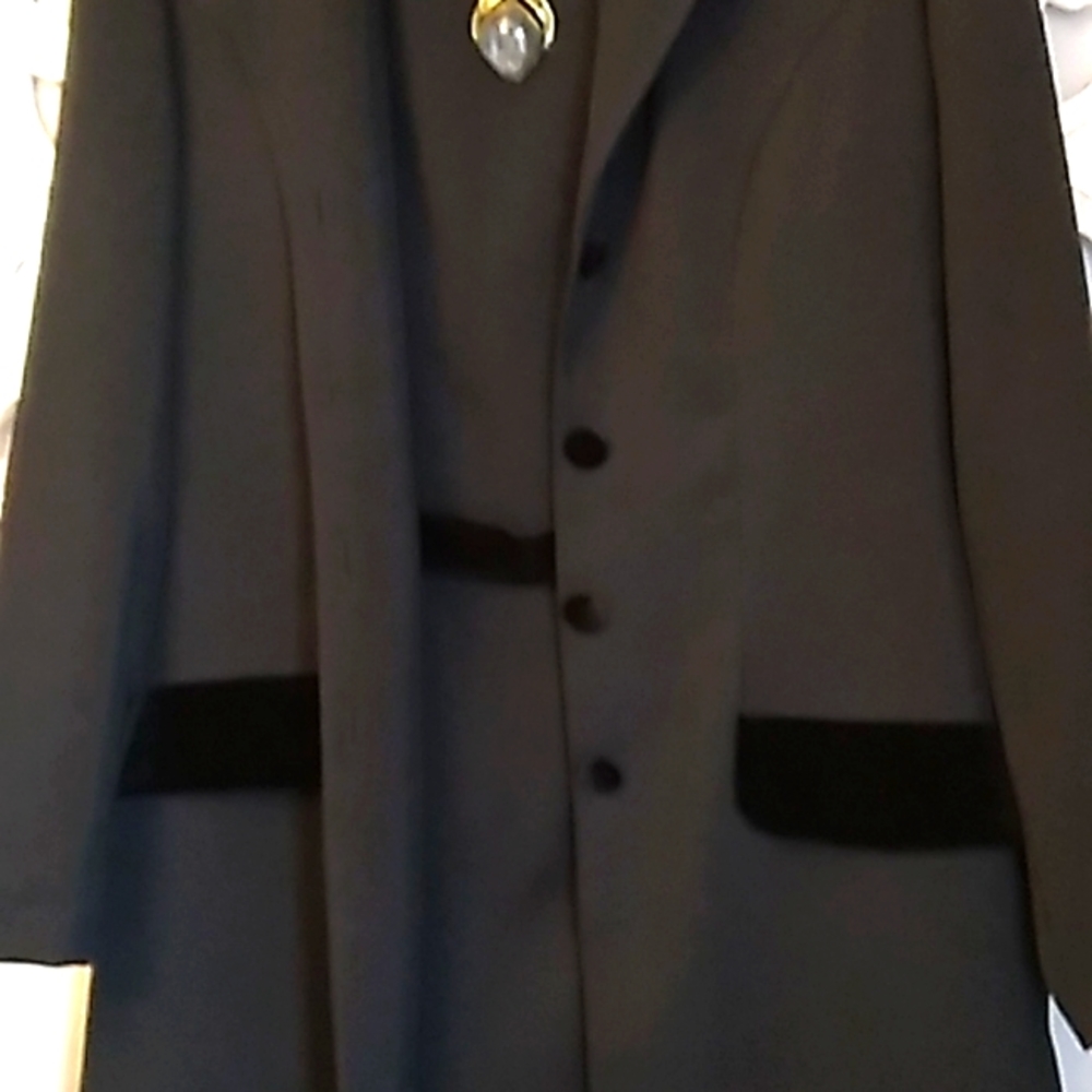 Algo Jacket  and Dress Set. Black with velvet trim. size  8